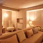 Elysee Montmartre Hotel
